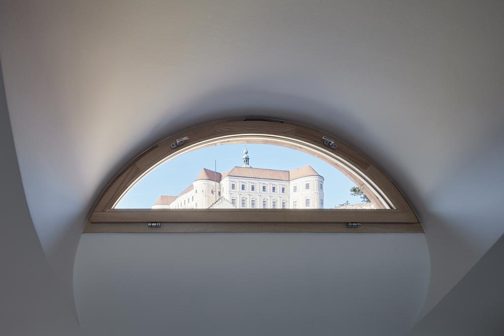 Hotel Stajnhaus Mikulov Esterno foto