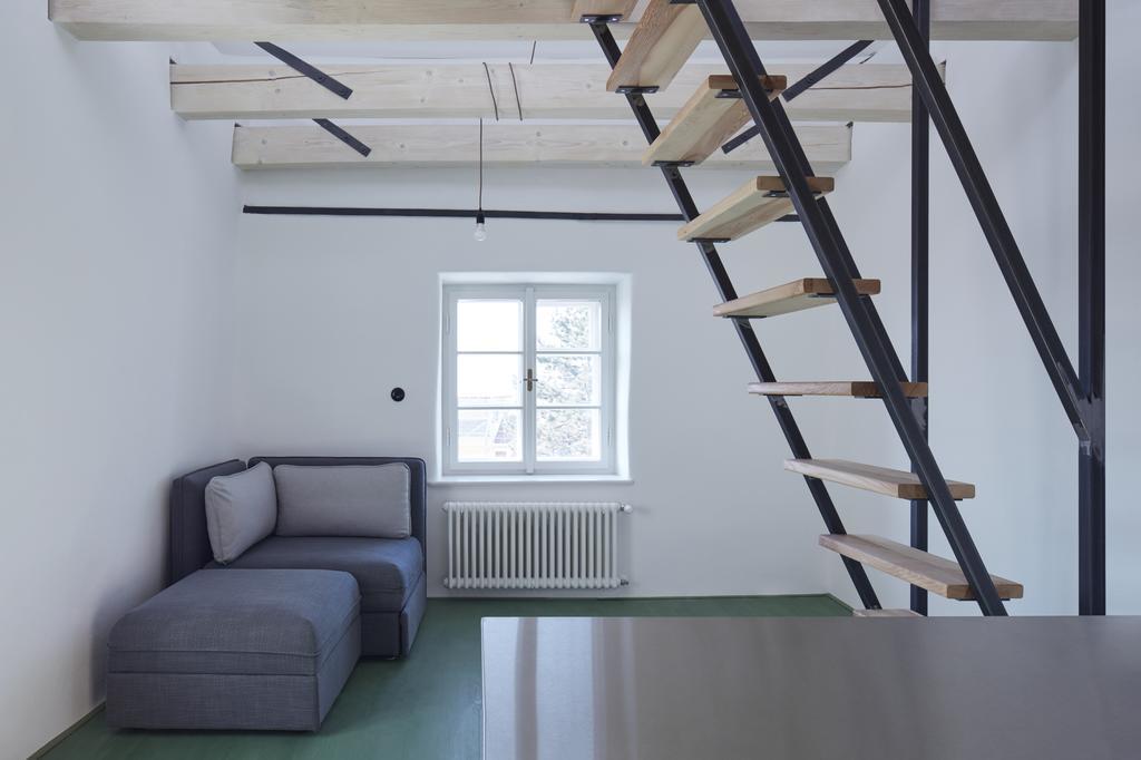 Hotel Stajnhaus Mikulov Esterno foto